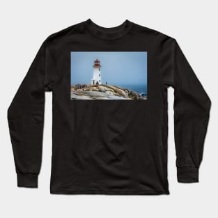 Peggys Cove Lighthouse on a Foggy Summer 's Day Long Sleeve T-Shirt